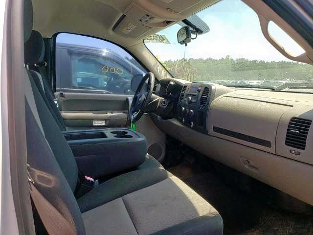 Photo 5 from auction – 2008 CHEVROLET SILVERADO with VIN 1GCEC14CX8Z244611