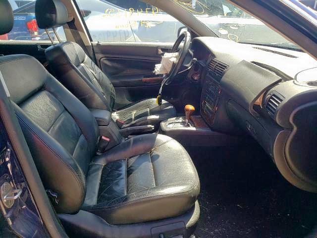 Photo 5 from auction – 2002 VOLKSWAGEN PASSAT GLX with VIN WVWTH63B32P039262