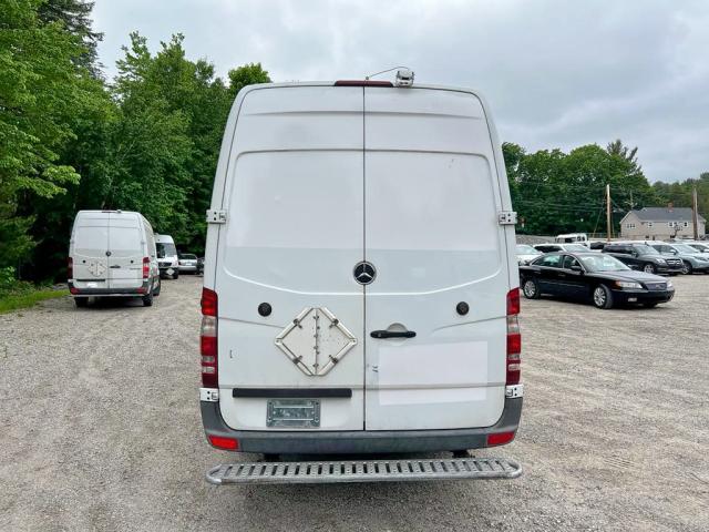 Photo 5 from auction – 2011 MERCEDES-BENZ SPRINTER 2 with VIN WD3PE8CB9B5585589