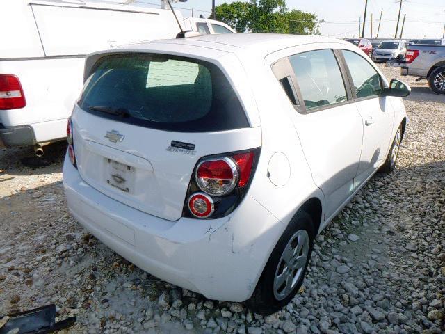 Photo 4 from auction – 2016 CHEVROLET SONIC LS with VIN 1G1JA6SH7G4155292