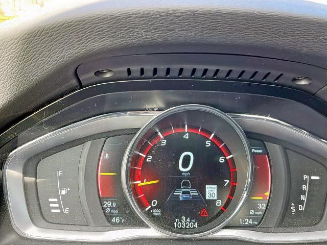 Photo 9 from auction – 2015 VOLVO S60 PLATIN with VIN YV149MFM7F1351607