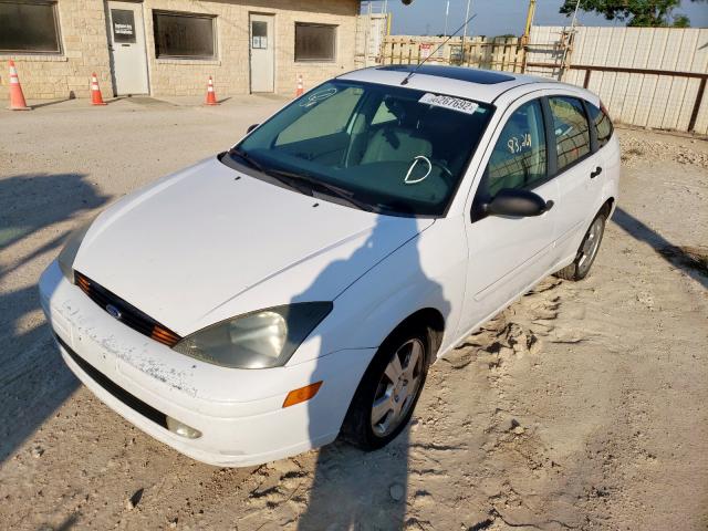 Photo 2 from auction – 2004 FORD FOCUS ZX5 with VIN 3FAHP373X4R124501