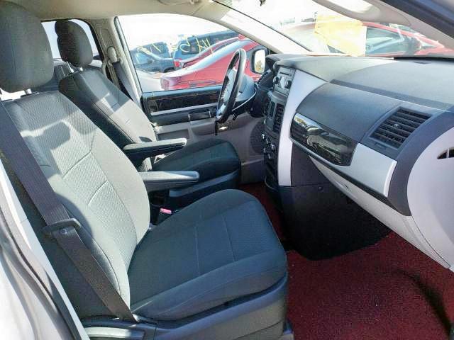 Photo 5 from auction – 2010 DODGE GRAND CARA with VIN 2D4RN5D18AR483174