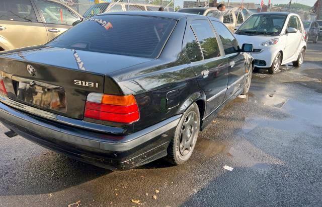 Photo 4 from auction – 1998 BMW 318 I AUTO with VIN WBACC032XWEK26900