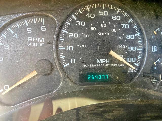 Photo 8 from auction – 2002 CHEVROLET AVALANCHE with VIN 3GNEK13T52G171456