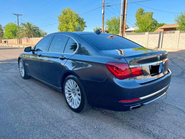 Photo 3 from auction – 2013 BMW 740 I with VIN WBAYA6C54DD143300