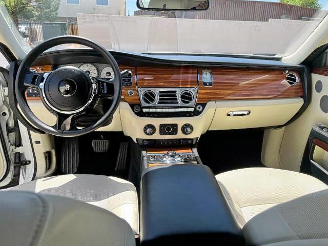 Photo 9 from auction – 2011 ROLLS-ROYCE GHOST with VIN SCA664S56BUX49848