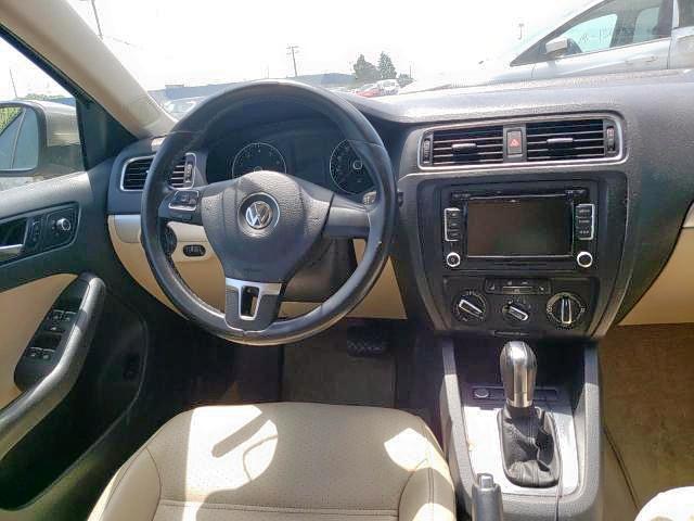 Photo 9 from auction – 2014 VOLKSWAGEN JETTA SE with VIN 3VWD07AJ1EM245151