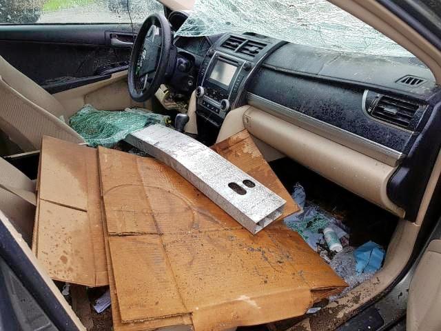 Photo 5 from auction – 2012 TOYOTA CAMRY BASE with VIN 4T1BF1FKXCU568612
