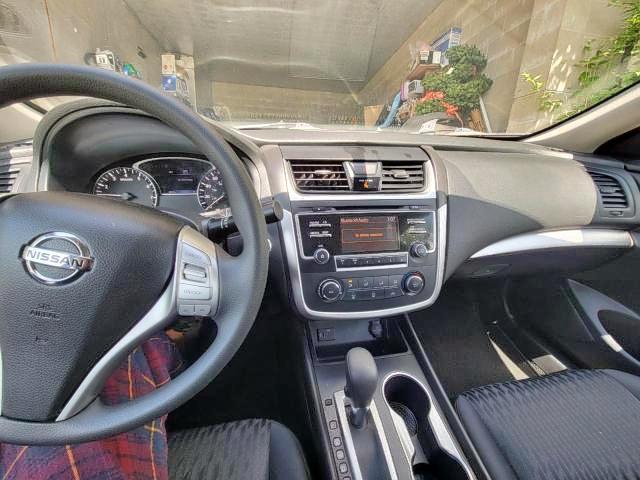 Photo 9 from auction – 2017 NISSAN ALTIMA 2.5 with VIN 1N4AL3AP4HC487003