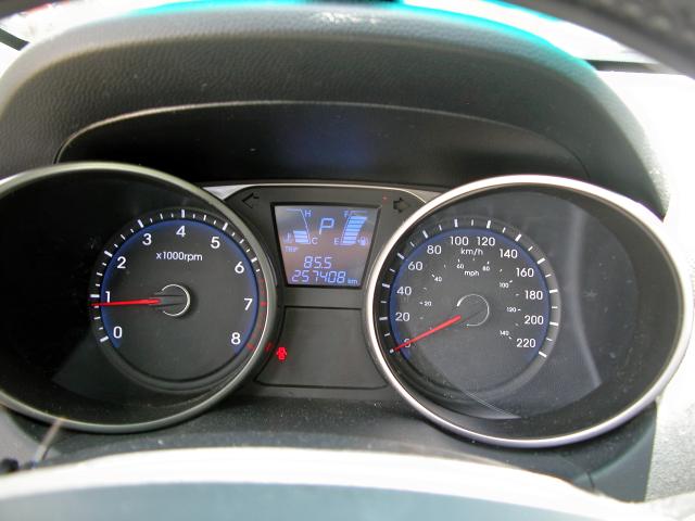 Photo 8 from auction – 2012 HYUNDAI TUCSON GLS with VIN KM8JUCAC5CU378715