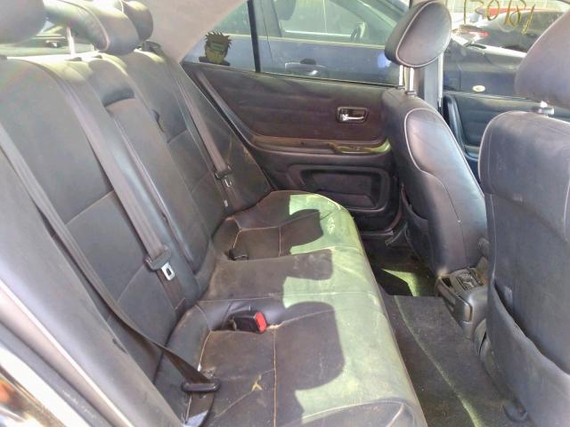 Photo 6 from auction – 2003 LEXUS IS 300 with VIN JTHBD192230079651