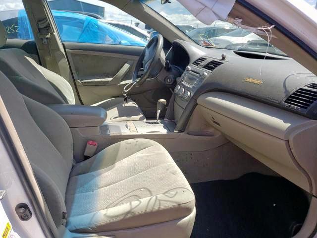 Photo 5 from auction – 2011 TOYOTA CAMRY BASE with VIN 4T1BF3EK4BU686747