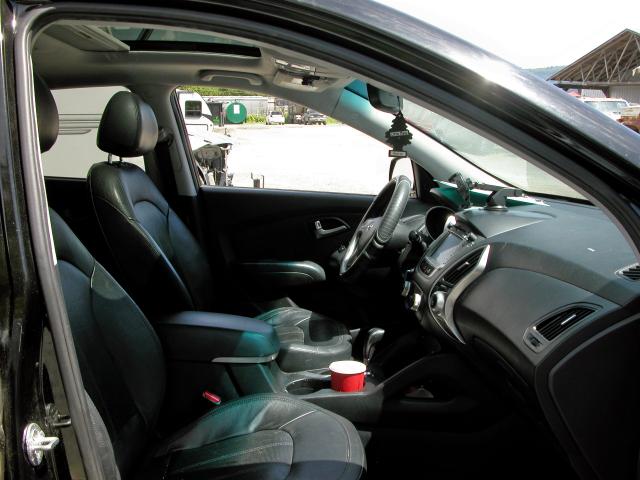 Photo 5 from auction – 2012 HYUNDAI TUCSON GLS with VIN KM8JUCAC5CU378715
