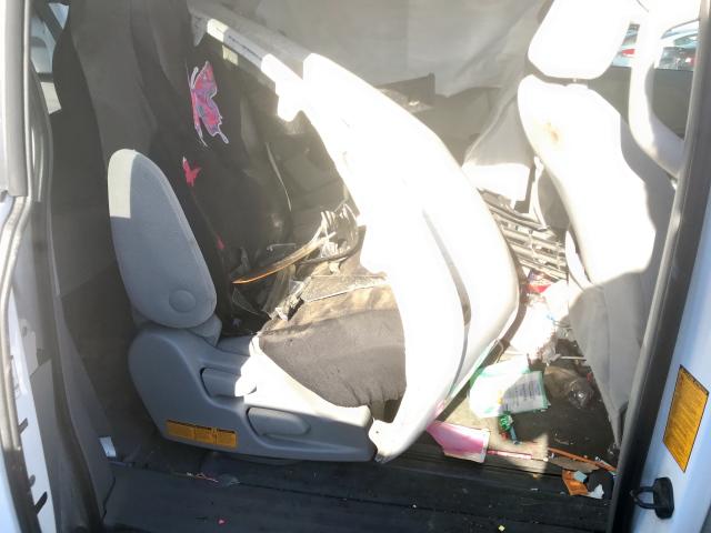 Photo 6 from auction – 2012 TOYOTA SIENNA LE with VIN 5TDKK3DC7CS267615