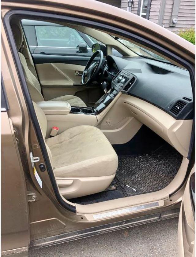 Photo 5 from auction – 2009 TOYOTA VENZA with VIN 4T3BK11A89U005441