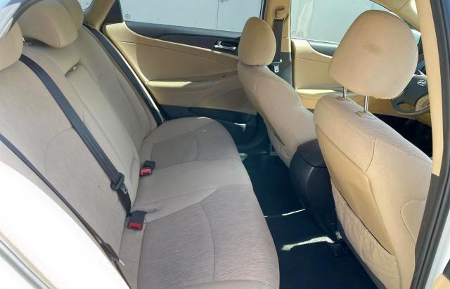 Photo 6 from auction – 2014 HYUNDAI SONATA GLS with VIN 5NPEB4AC3EH914902