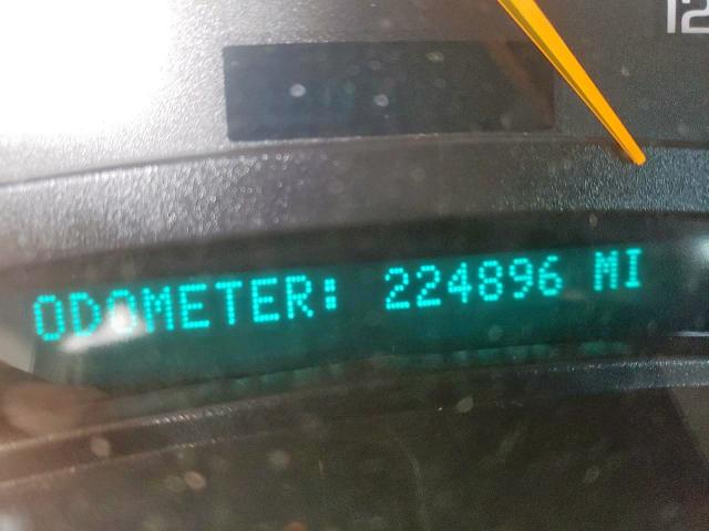 Photo 8 from auction – 2004 CHEVROLET SILVERADO with VIN 2GCEK19T141370788