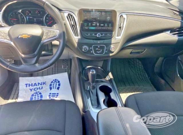 Photo 9 from auction – 2017 CHEVROLET MALIBU LT with VIN 1G1ZE5ST1HF270188