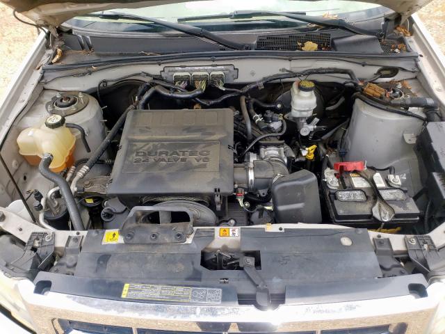 Photo 7 from auction – 2010 FORD ESCAPE LIM with VIN 1FMCU0EG1AKB35254
