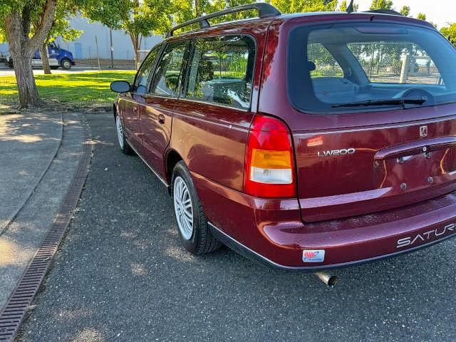 Photo 3 from auction – 2002 SATURN LW200 with VIN 1G8JU84F22Y527235