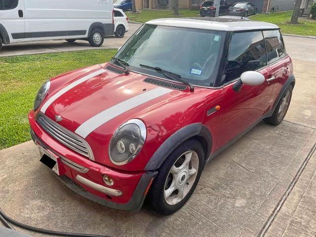 Photo 2 from auction – 2003 MINI COOPER with VIN WMWRC33443TE19678