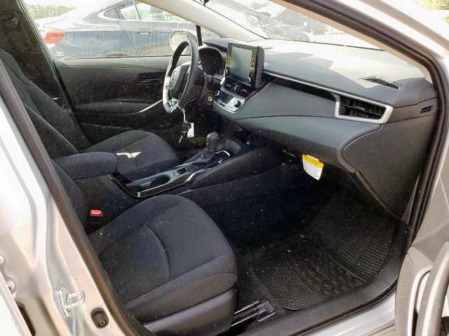 Photo 5 from auction – 2022 TOYOTA COROLLA LE with VIN 5YFEPMAE4NP281851