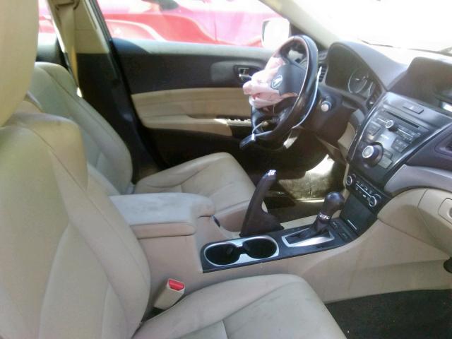 Photo 5 from auction – 2016 ACURA ILX BASE W with VIN 19UDE2F30GA024370