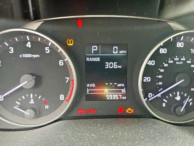 Photo 8 from auction – 2017 HYUNDAI ELANTRA SE with VIN 5NPD84LF2HH024882