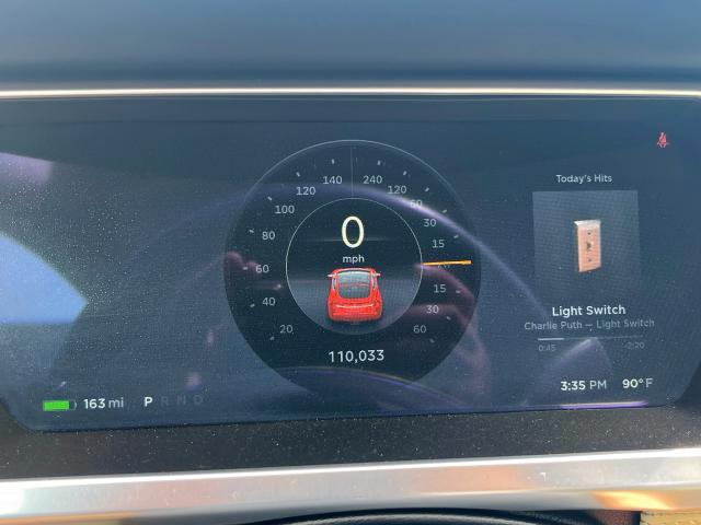 Photo 8 from auction – 2013 TESLA MODEL S with VIN 5YJSA1CG0DFP18305