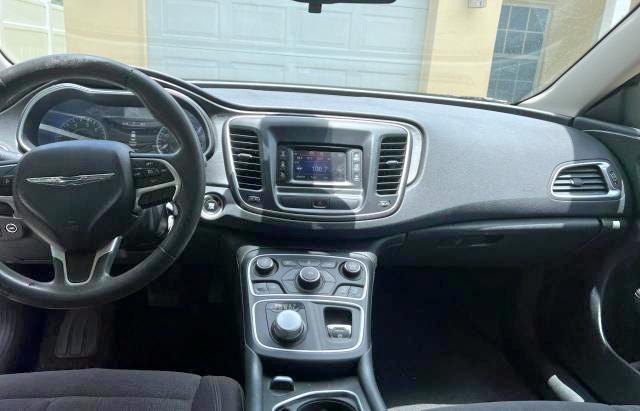 Photo 9 from auction – 2015 CHRYSLER 200 LIMITE with VIN 1C3CCCAB2FN575447