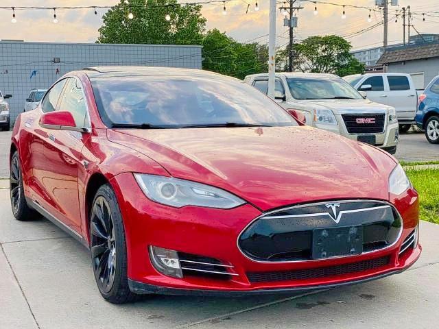 TESLA MODEL S 2013 with VIN 5YJSA1CG0DFP18305 - Photo from auction