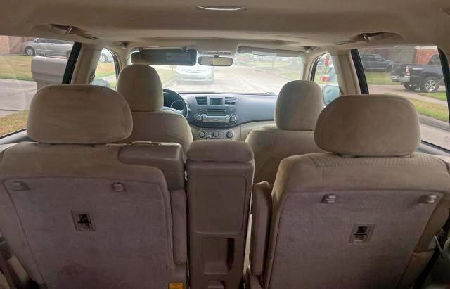 Photo 9 from auction – 2010 TOYOTA HIGHLANDER with VIN 5TDBK3EH3AS005744