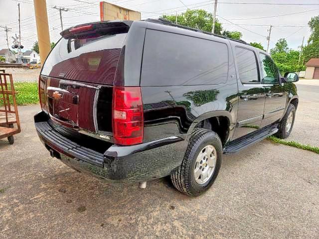 Photo 4 from auction – 2008 CHEVROLET SUBURBAN K with VIN 3GNFK16378G290389