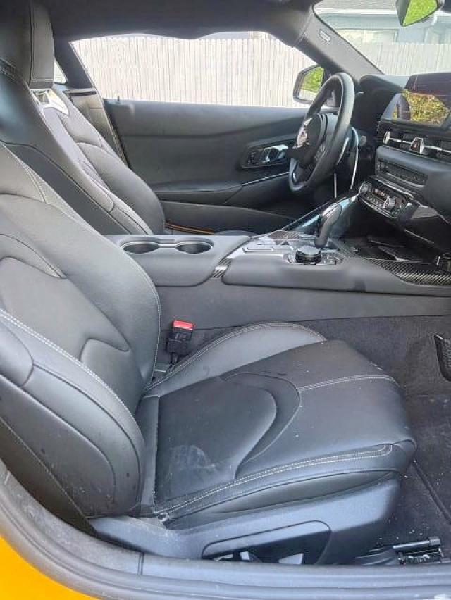 Photo 5 from auction – 2022 TOYOTA SUPRA BASE with VIN WZ1DB0C02NW046880