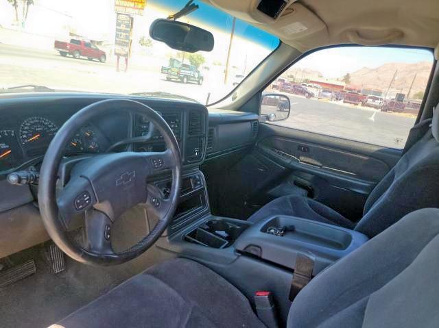 Photo 9 from auction – 2003 CHEVROLET SILVERADO with VIN 1GCEK19T53Z295907