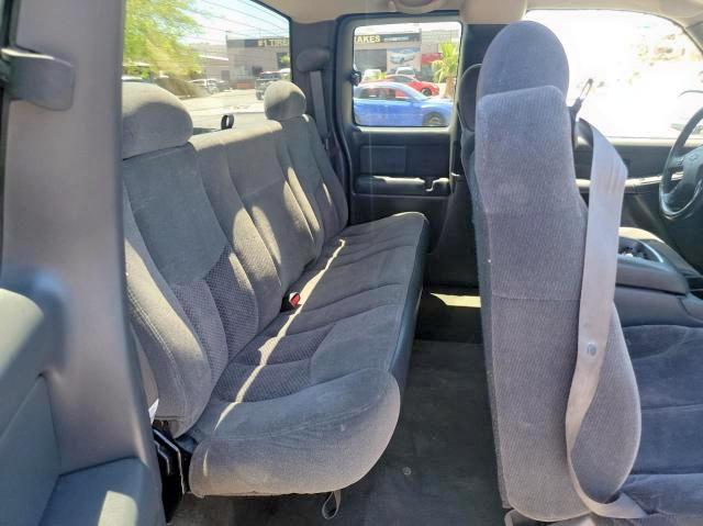 Photo 6 from auction – 2003 CHEVROLET SILVERADO with VIN 1GCEK19T53Z295907