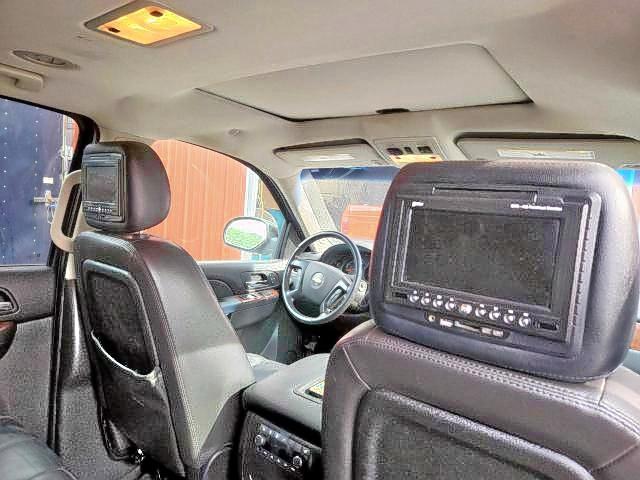 Photo 9 from auction – 2008 CHEVROLET SUBURBAN K with VIN 3GNFK16378G290389