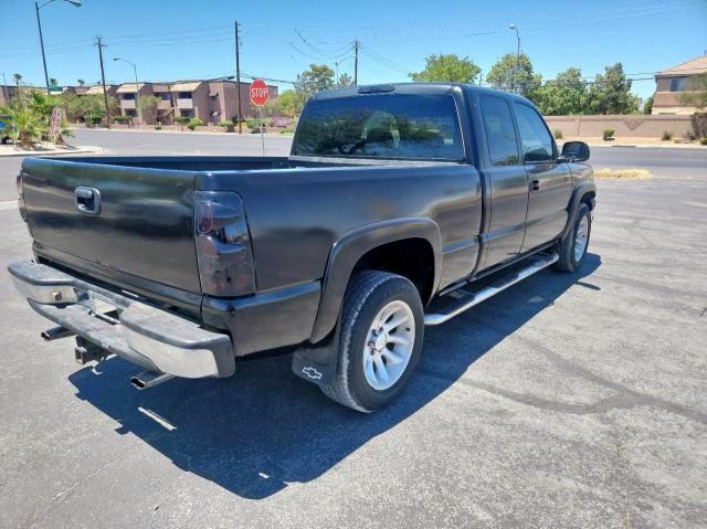 Photo 4 from auction – 2003 CHEVROLET SILVERADO with VIN 1GCEK19T53Z295907