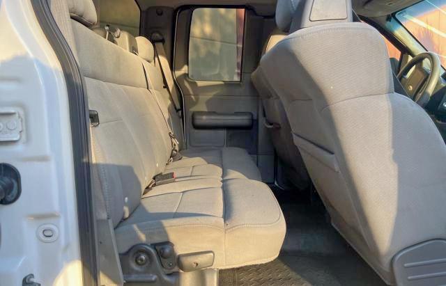 Photo 6 from auction – 2004 FORD F150 XL with VIN 1FTRX12W44KD84207