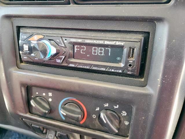 Photo 9 from auction – 2001 JEEP WRANGLER / with VIN 1J4FA49S91P349289