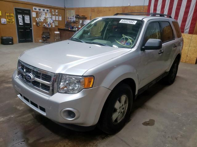Photo 2 from auction – 2010 FORD ESCAPE XLS with VIN 1FMCU9C71AKD34733