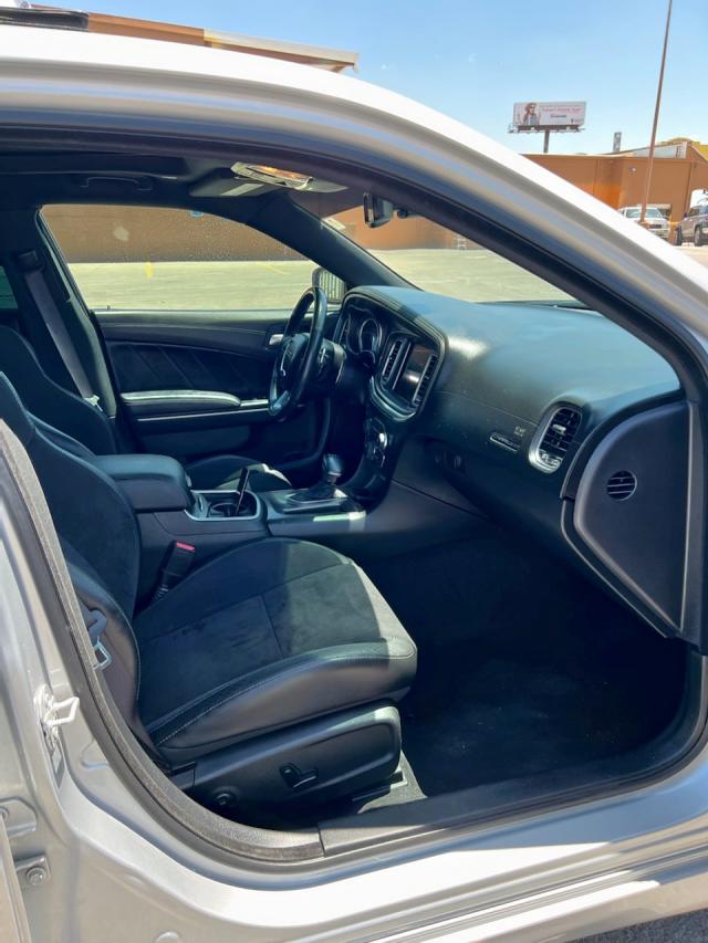 Photo 5 from auction – 2019 DODGE CHARGER R/ with VIN 2C3CDXCT7KH749350
