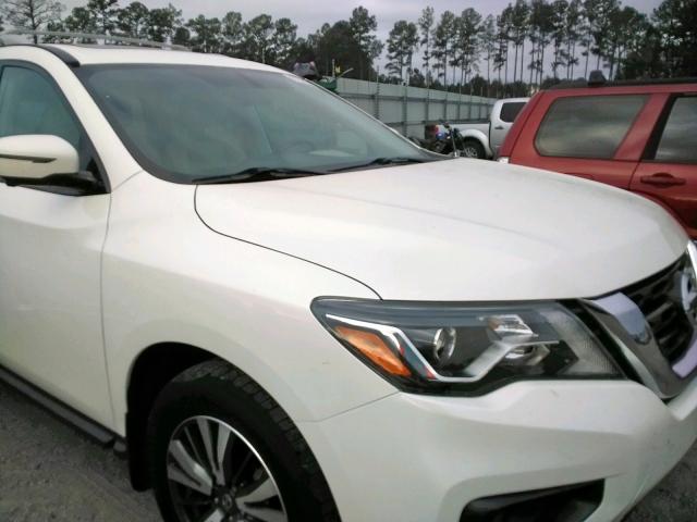 Photo 9 from auction – 2017 NISSAN PATHFINDER with VIN 5N1DR2MN1HC677024