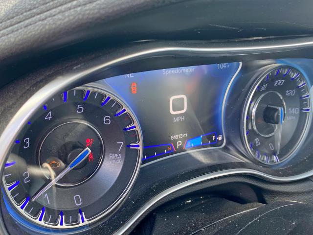 Photo 8 from auction – 2019 CHRYSLER 300 TOURIN with VIN 2C3CCAAG2KH641031