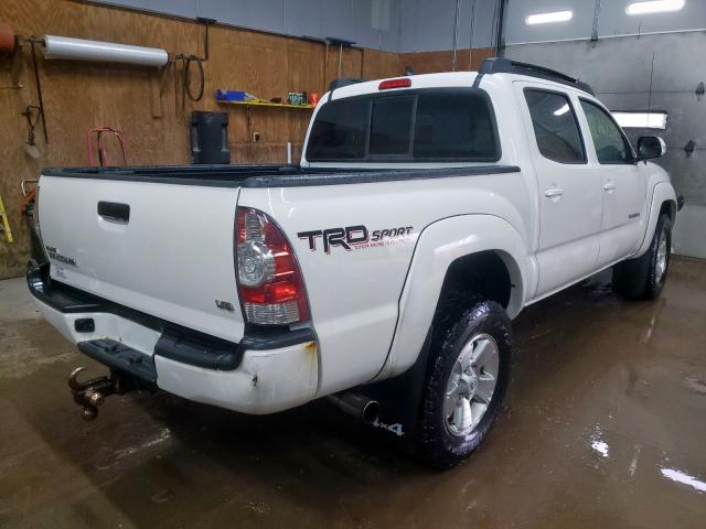 Photo 4 from auction – 2015 TOYOTA TACOMA DOU with VIN 3TMLU4EN6FM192673