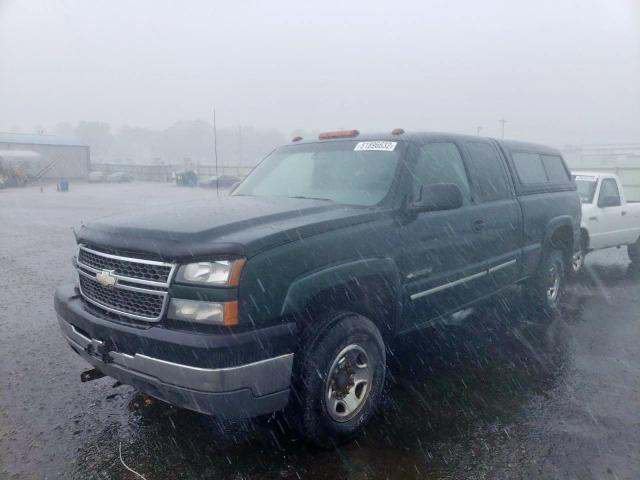 Zdjęcie 2 z aukcji – 2005 CHEVROLET SILVERADO z VIN 1GCHK29U15E215850