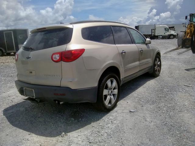 Photo 4 from auction – 2011 CHEVROLET TRAVERSE L with VIN 1GNKRLED5BJ182147