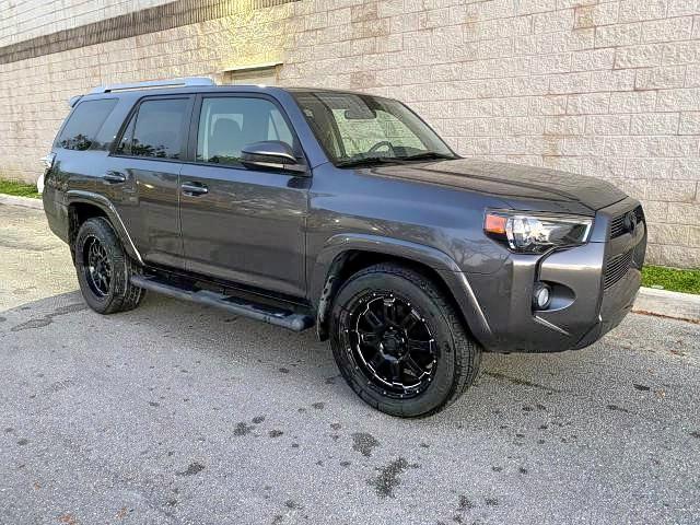 TOYOTA 4RUNNER SR 2015 with VIN JTEZU5JR5F5101001 - Photo from auction