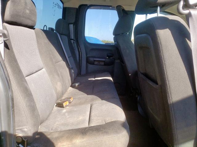 Photo 6 from auction – 2011 CHEVROLET SILVERADO with VIN 1GCRKREA1BZ155999